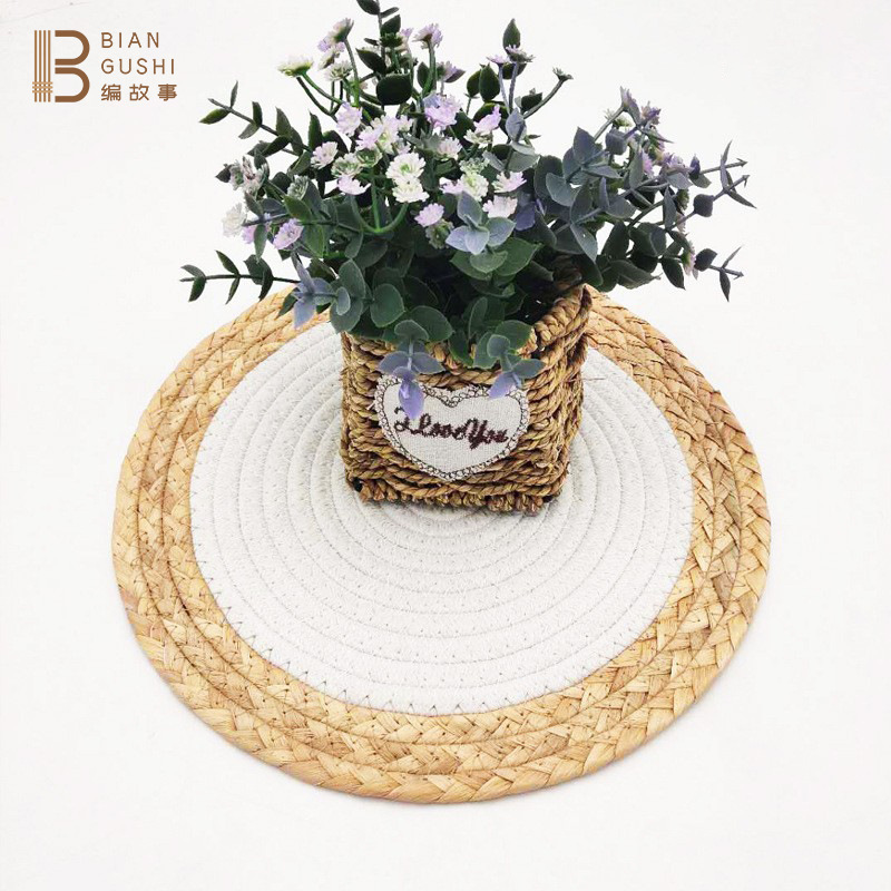 Factory direct calabash placemat straw insulation pad round tray pad bowl pad pot pad creative double patchwork cotton rope placemat details Picture