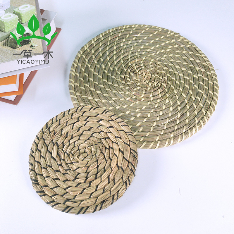 Weaved thatch placemat thickened insulated thatch braided straw placemat casserole mat Household daily casserole mat bowl mat details Picture