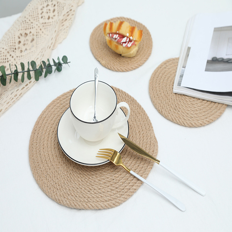 Jute placemats thickened twine placemats kitchen table woven insulation coasters ins non-slip MATS Application Scenario