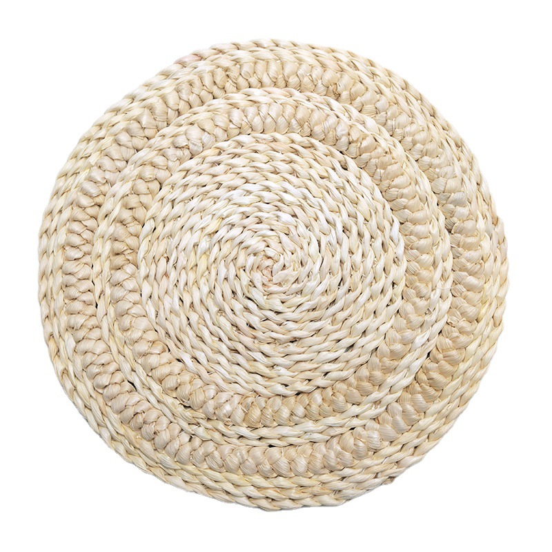 Japanese woven corn husk placemats straw placemats heat insulation tea MATS handmade three-strand woven casserole MATS coasters Item Picture