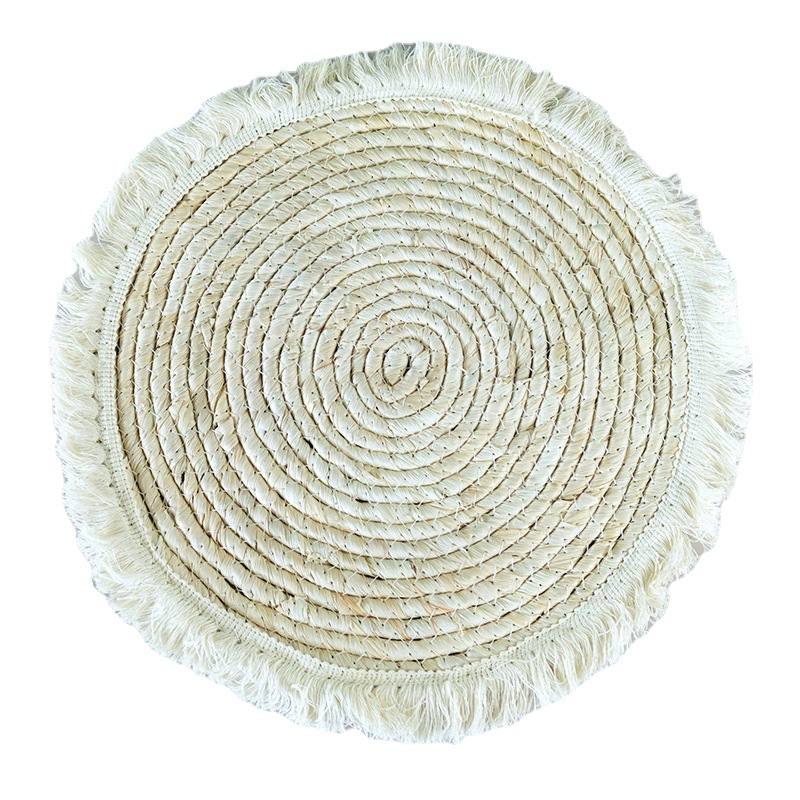 Creative home woven straw placemat Cornhusk rope woven round placemat fringed edge decorative mat thickened heat insulation mat Item Picture