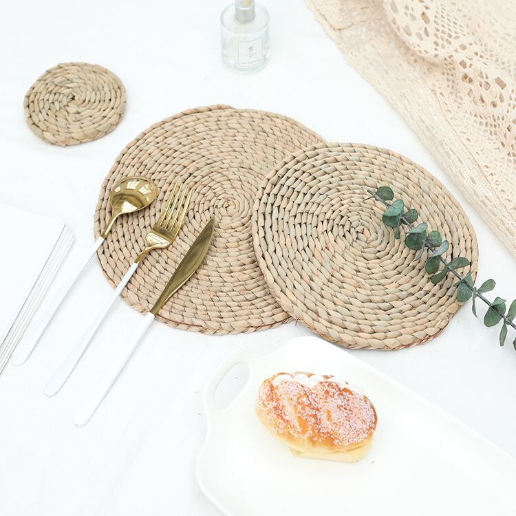 Meal Mats And Coasters