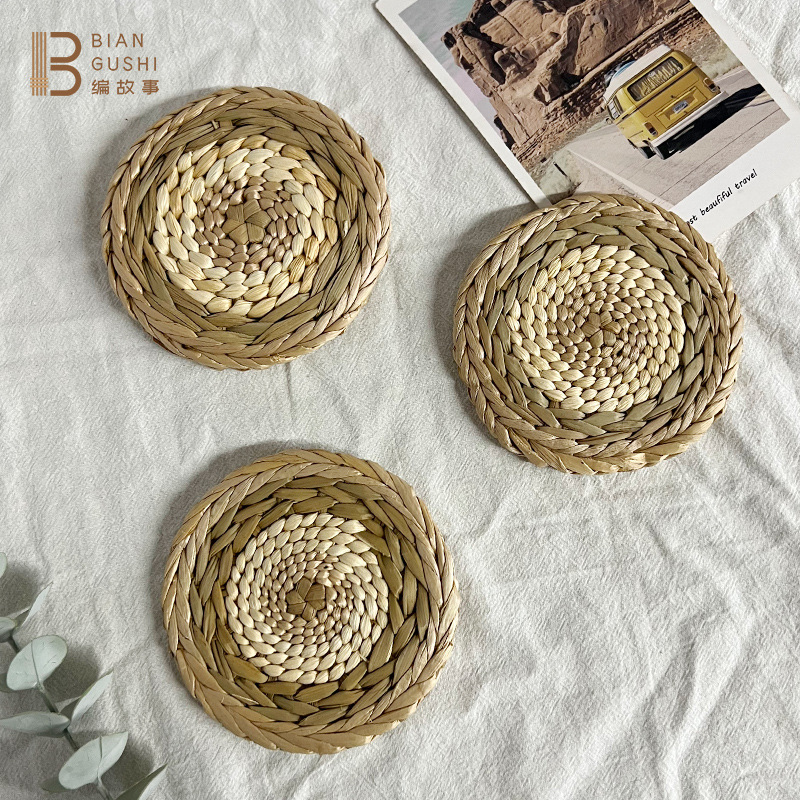 Meal Mats And Coasters