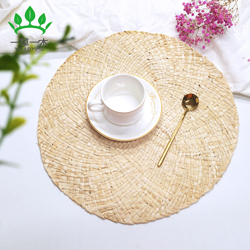 Foreign trade hot straw placemat corn husk placemat braided heat insulation mat round Western placemat photography decoration mat