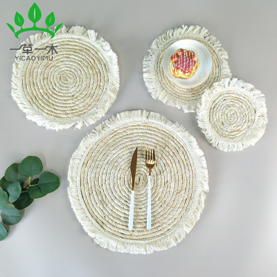 Small items have a big role: placemats play an important role in protecting furniture